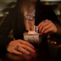 ホステスの指名を増やし方を徹底解説！収入アップの秘訣と始める前の準備
