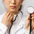 メンズエステで働く女性必見｜性病リスクと正しい予防・対処法
