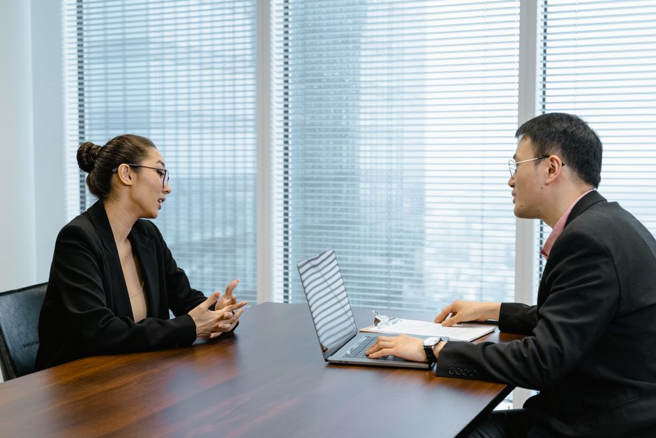 夜職から正社員への転職は可能？未経験からキャリアチェンジする方法