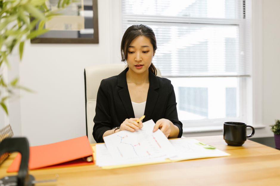 水商売を辞めた後の生活と収入はどうなる?昼職への転職ガイド